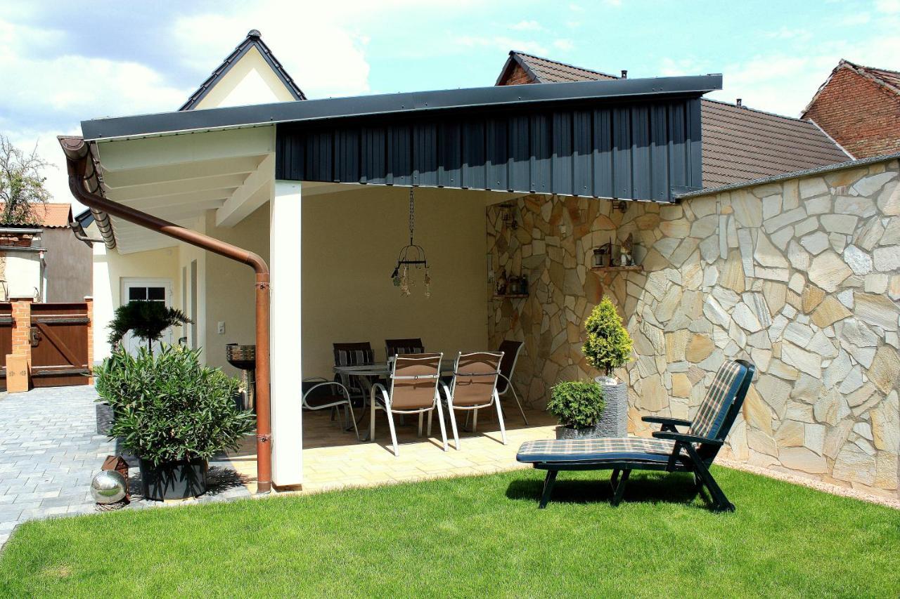 Ferienhaus Zum Gaesschen ไวเซนเฟลส์ ภายนอก รูปภาพ