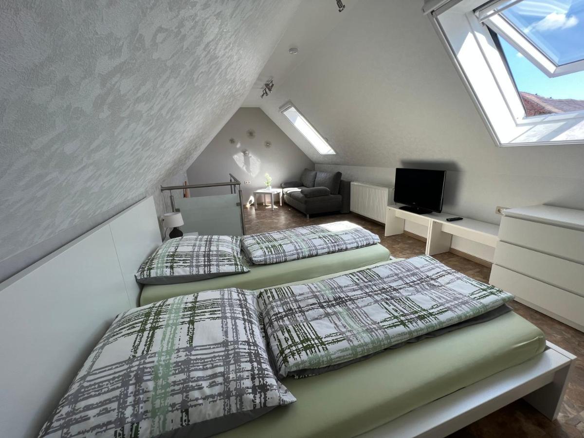 Ferienhaus Zum Gaesschen ไวเซนเฟลส์ ภายนอก รูปภาพ